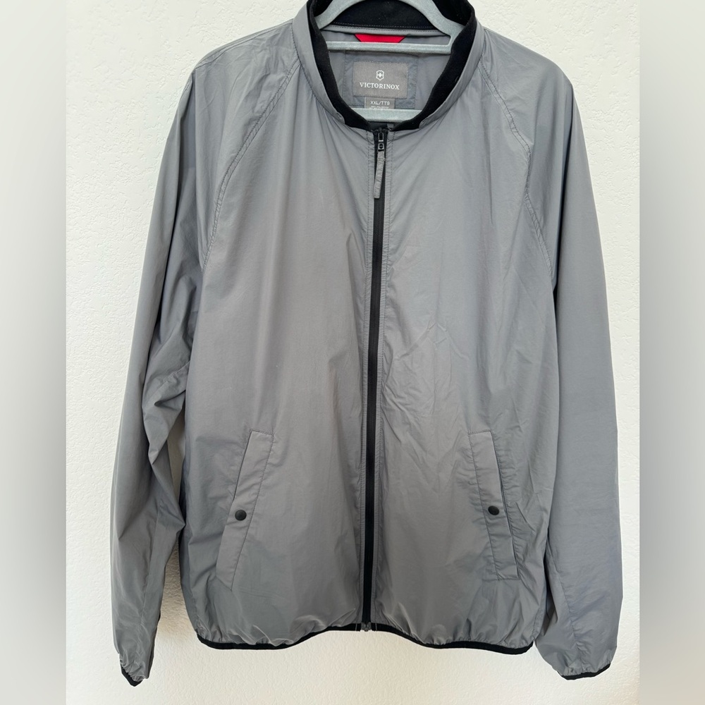 Victorinox Windbreaker Hiking Men’s Jacket Size XXL